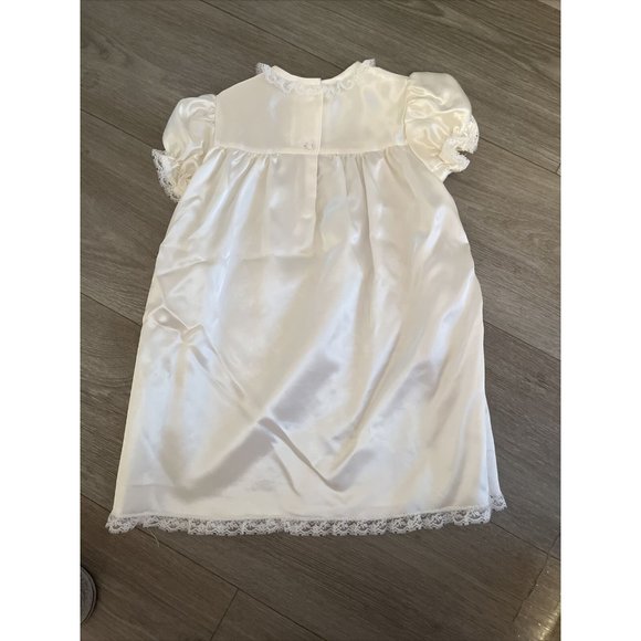 Vintage Christening Dedication Dress Ivory Satin Lace 16-1/2 to 26 lbs EUC 6mo+ - Picture 4 of 5